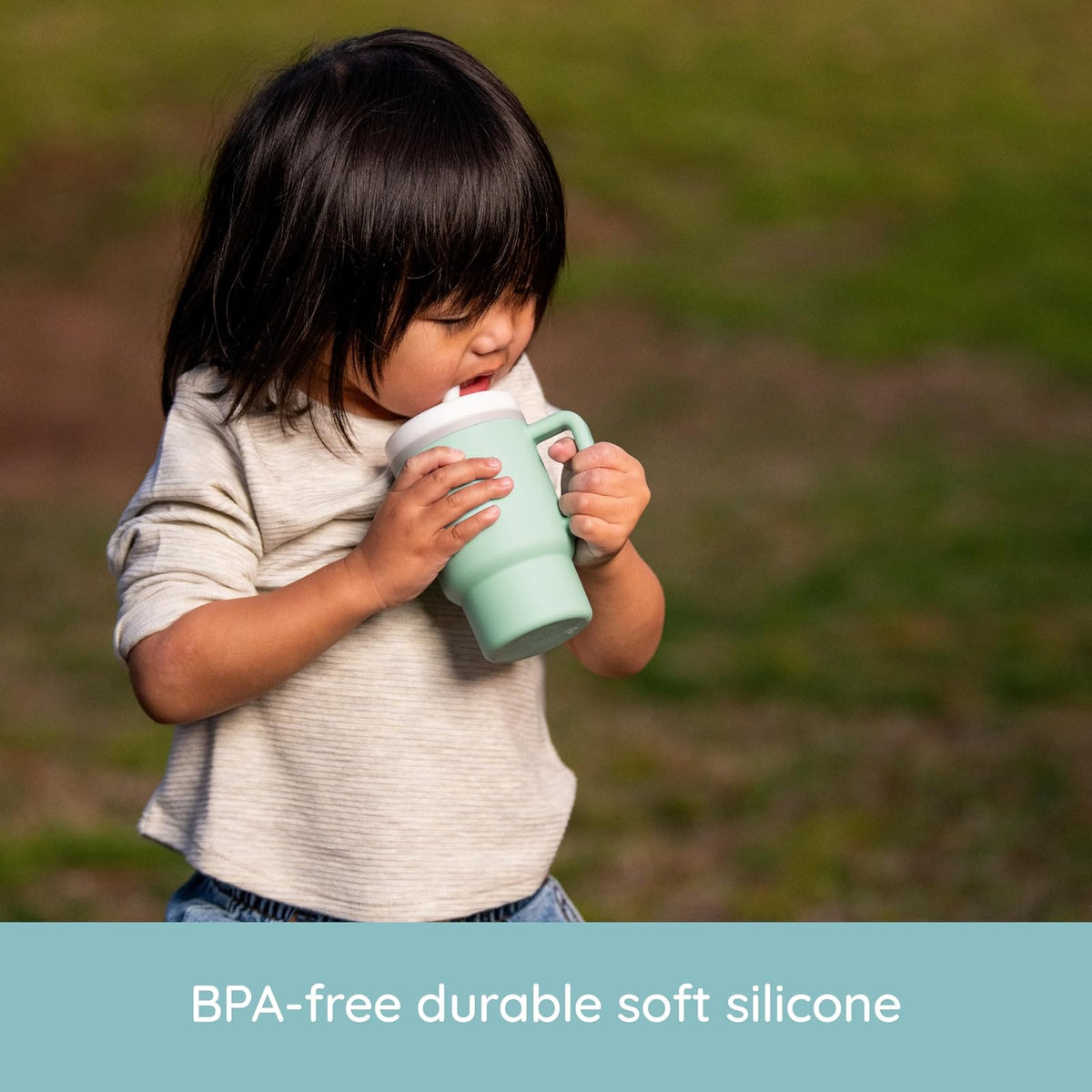INFANTINO My 1st Tumbler - Taza pequeña con popote a prueba de fugas y asa para niños pequeños, fácil de limpiar, 255 ml, menta fresca