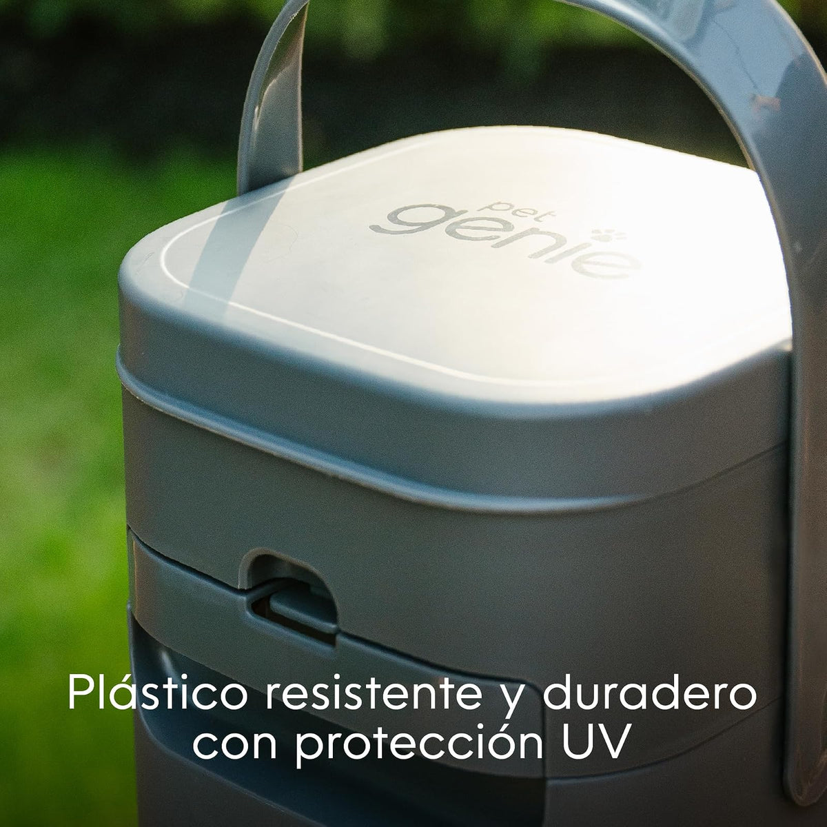Pet Genie Sistema de desechos para Perros Bote de Basura con Control de olores y Tapa de Bloqueo para una Limpieza fácil | Incluye 1 Recambio