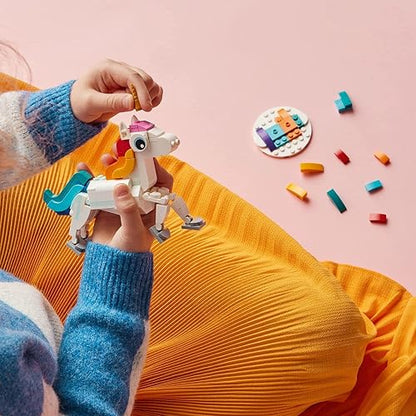 LEGO Creator 3 en 1 Unicornio Mágico - Juguetes de Construcción para Niñas y Niños, Años 7+ - Construir un Unicornio, Caballito de Mar o un Pavorreal - Regalo para Cumpleaños - 31140