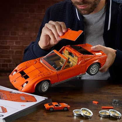 Mattel Brick Shop Hot Wheels, Juguete De Construcción, Premium Lamborghini Premium Lamborghini Miura P400 SV Armable, para Coleccionistas y 10+ Años