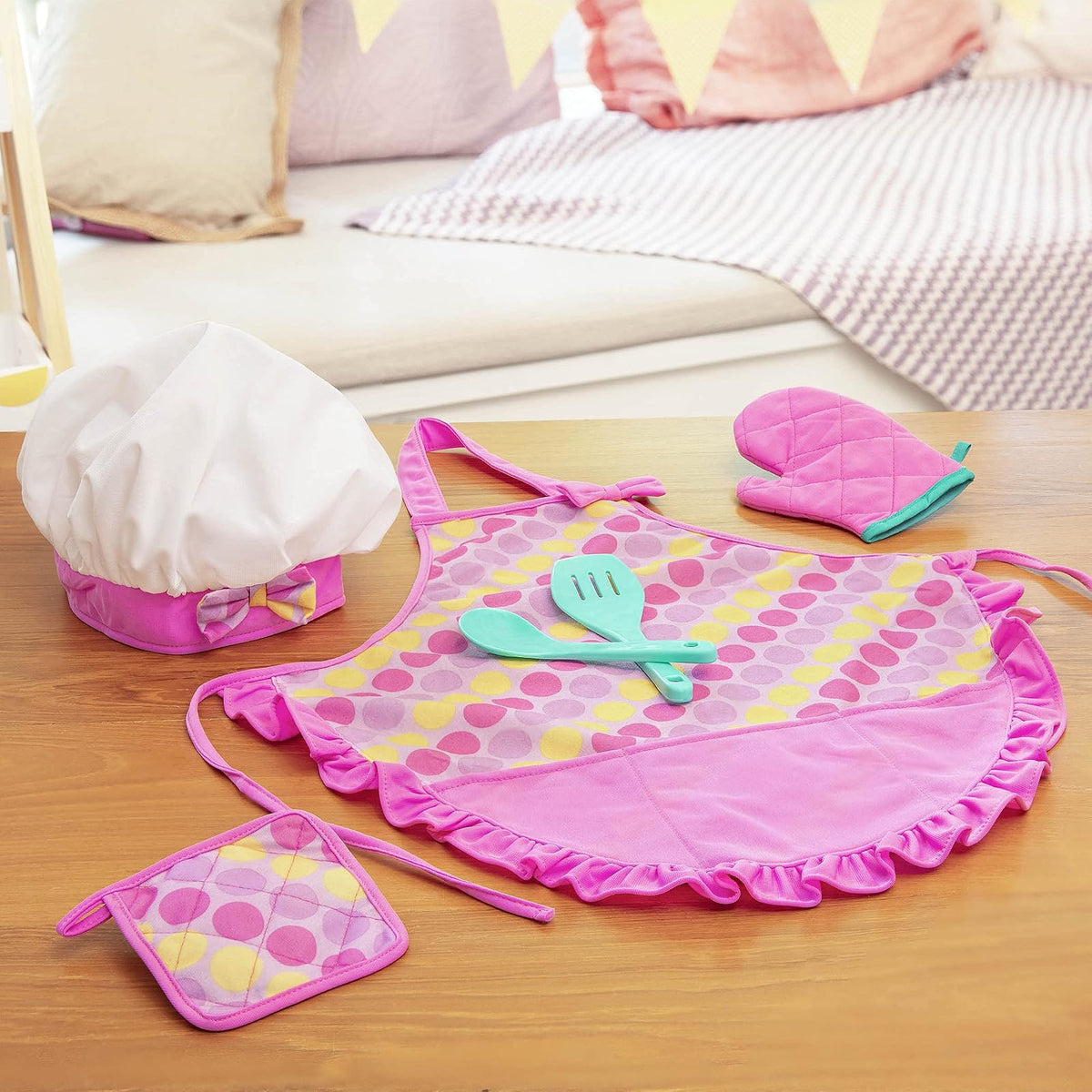 Battat Smart Cookie, Delantal de Chef Infantil con Gorro y Utensilios | Set de 6 con delantal, gorro de chef, manopla, agarrador, espátula y cuchara grande para juego de cocina, 3 años y +