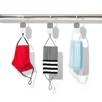 OXO Good Grips - Juego de ganchos de 3 piezas, color blanco