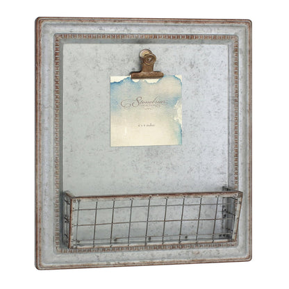Stonebriar - Decoración de pared de metal galvanizado con cesta, 15.2 x 13.2 pulgadas, color gris