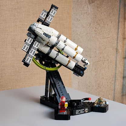 LEGO Icons Proyecto Hail Mary - Model Kit de Construcción para Adultos, Años 18+ - Decoración para Recamara o Escritorio - Regalo para Hombres y Mujeres - 11389