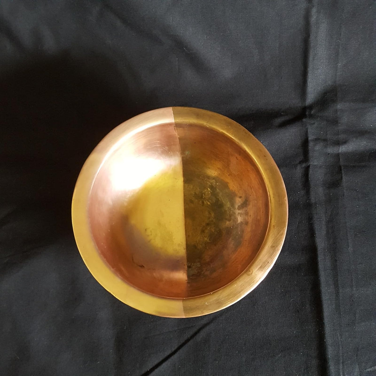 HOWARD Pine-Ola Copper & Brass Polish - Limpiador y Pulidor de Bronce, Cobre y Latón - Limpia, Protege y da Brillo - Esmalte - 236 ml (8 oz)
