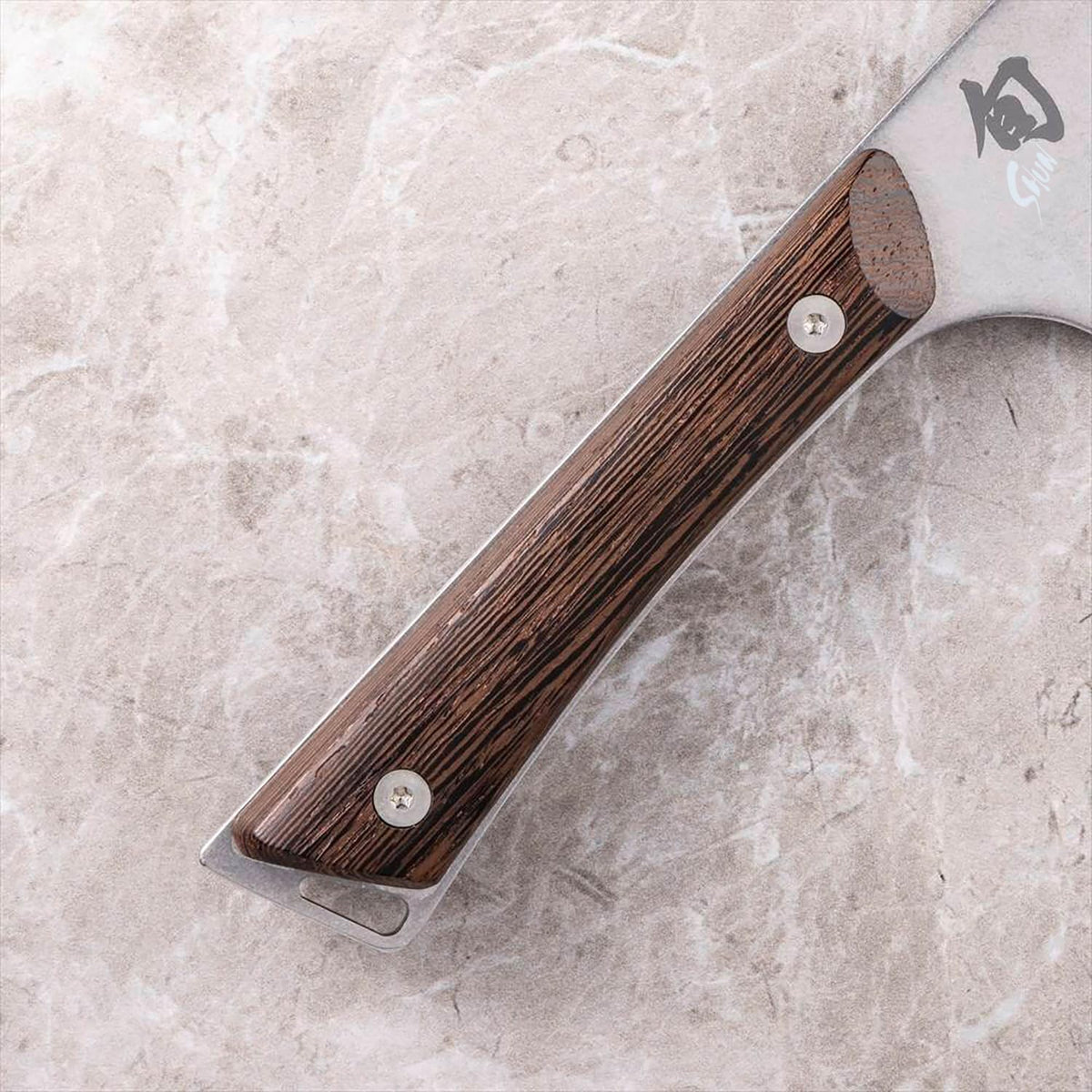 Shun SWT0706 Kanso - Cuchillo de chef (20.32 cm) | Cuchillo de cocina japonés hecho a mano, hoja de acero inoxidable AUS10A, mango Tagayasan