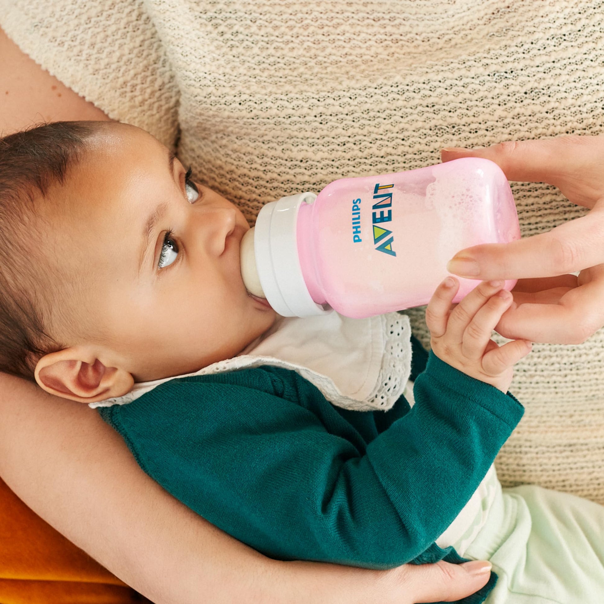 Philips Avent Biberón Anti-colic│con válvula anticólicos│Rosa│9 oz/260 ml│1 m+│4 pzs│SCY121/19