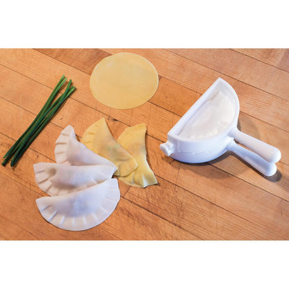 Helen's Asian Kitchen - Prensa de bolas de masa sin BPA, para albóndigas asiáticas caseras y alimentos de bolsillo