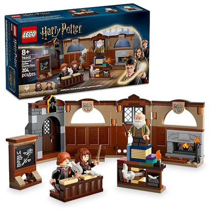 LEGO® Harry Potter™ Castillo de Hogwarts™: Clase de Encantamientos Juguete mágico, Juego con salón y 3 Personajes, Divertido Regalo para niñas, niños y Fans de 8 años o más 76442
