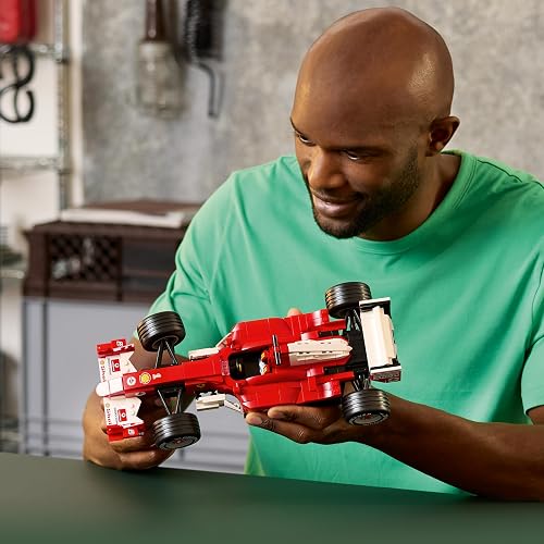 LEGO Icons Ferrari F2004 y Michael Schumacher – Kit de Modelo de Auto – Vehículo de Carreras de F1 Ferrari – Producto Coleccionable de Formula 1 para Adultos – 11375