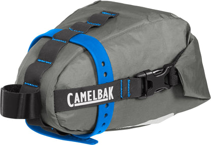 CamelBak M.U.L.E. 1 Bolsa de sillín Bikepacking - Paquete para Tus Esenciales, Almacenamiento expandible