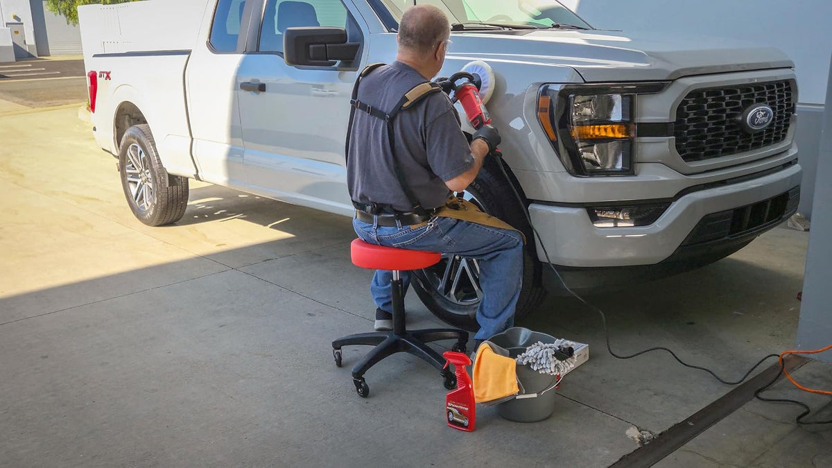 Powerbuilt Rolling Shop Taburete con Altura Ajustable, Asiento de Garaje mecánico con Acolchado - 240250, Rojo