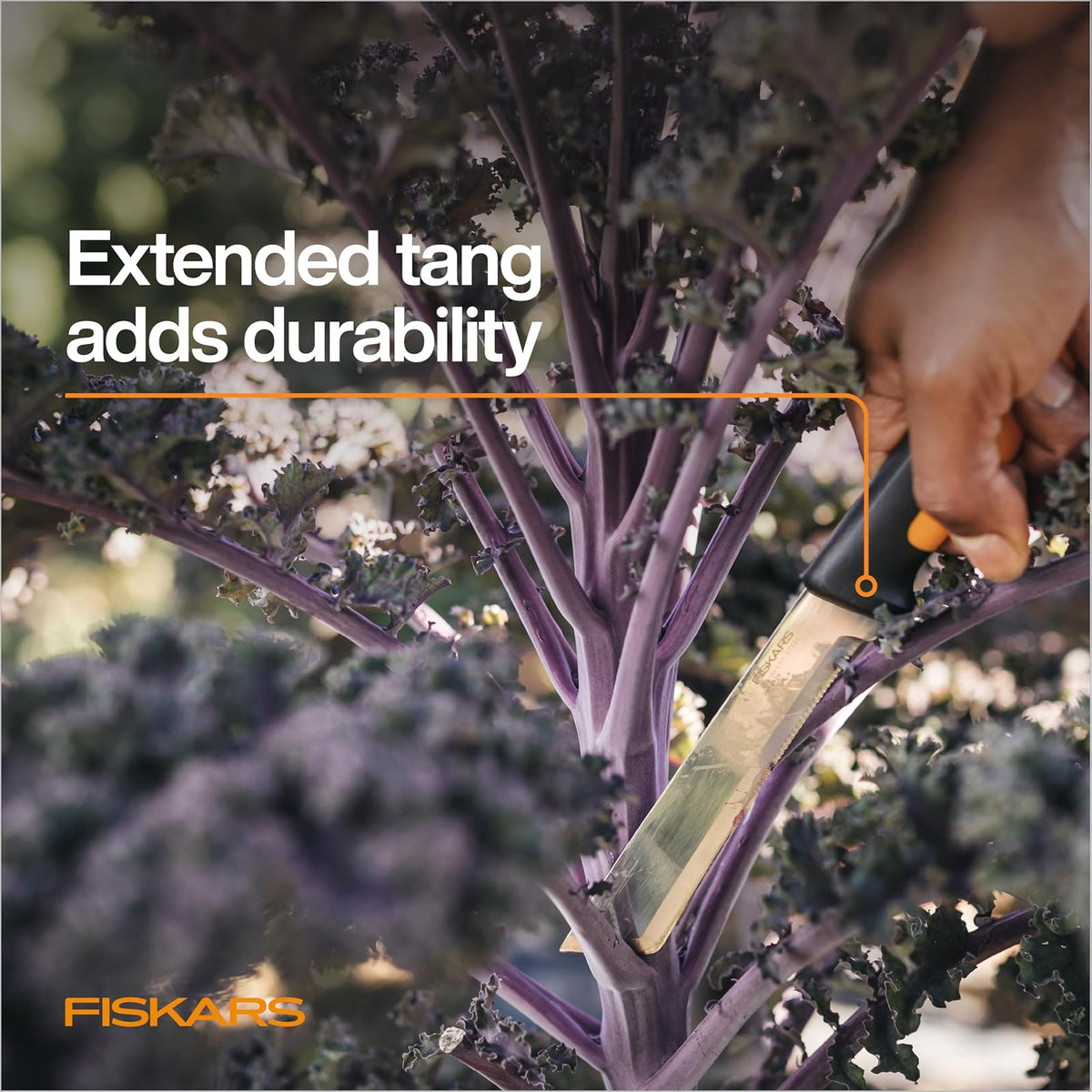 Fiskars - Cuchillo de cosecha con borde dentado, herramienta de mano de jardinería con hoja de punta plana y vaina, perfecto para tallos gruesos y tallos