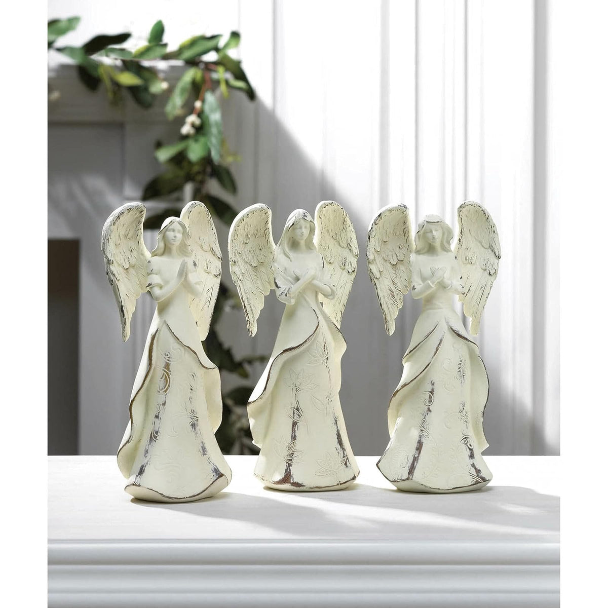 Wings of Devotion 10018719 Figura de ángel de Fuerza en oración, Multicolor