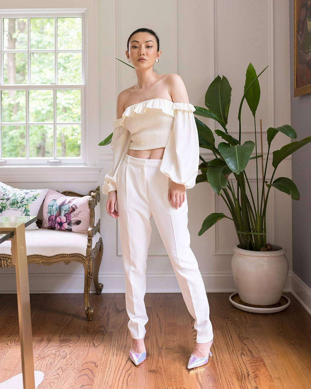 The Drop Top Para Mujer, Blanco Nube, Con Cuello Elástico Fruncido y Tirantes por @jessicawang
