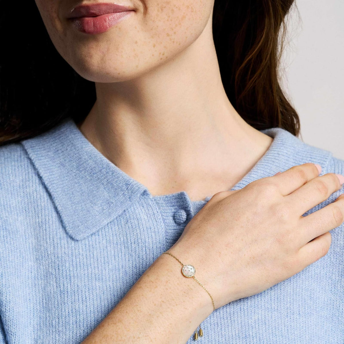 Fossil Pulsera jf04866710 classic mother of pearl de acero inoxidable en color dorado para dama