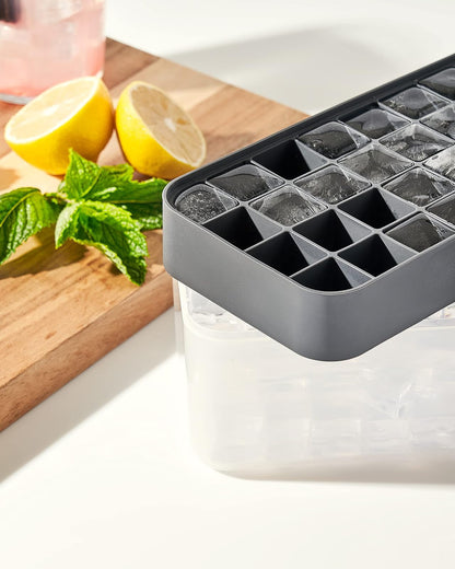 W&P - Bandeja de silicona para cubitos de hielo con tapa, capacidad para 96 cubos, diseño apilable que ahorra espacio, apto para lavaplatos, carbón vegetal