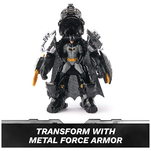 DC Comics figura de acción de Batman de la colección Metal Force de 15 cm con minifigura de 10 cm, bláster y traje de armadura integrados, juguetes de superhéroes para niños y niñas a partir de 4 años