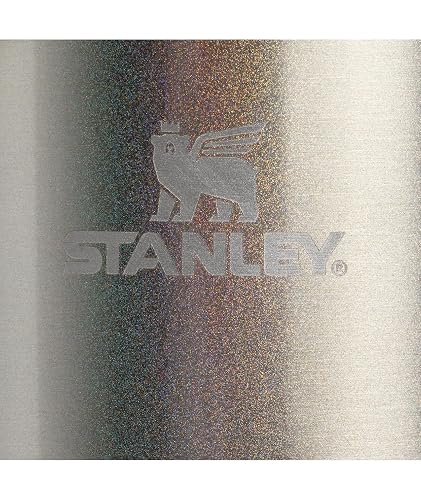 STANLEY La Taza Suburbana Cotidiana | 24 oz | Beber a Través de la Tapa | Taza para Café, Té y Bebidas | Taza de Café de Acero Inoxidable Aislada | Libre de BPA | Brillo de Acero