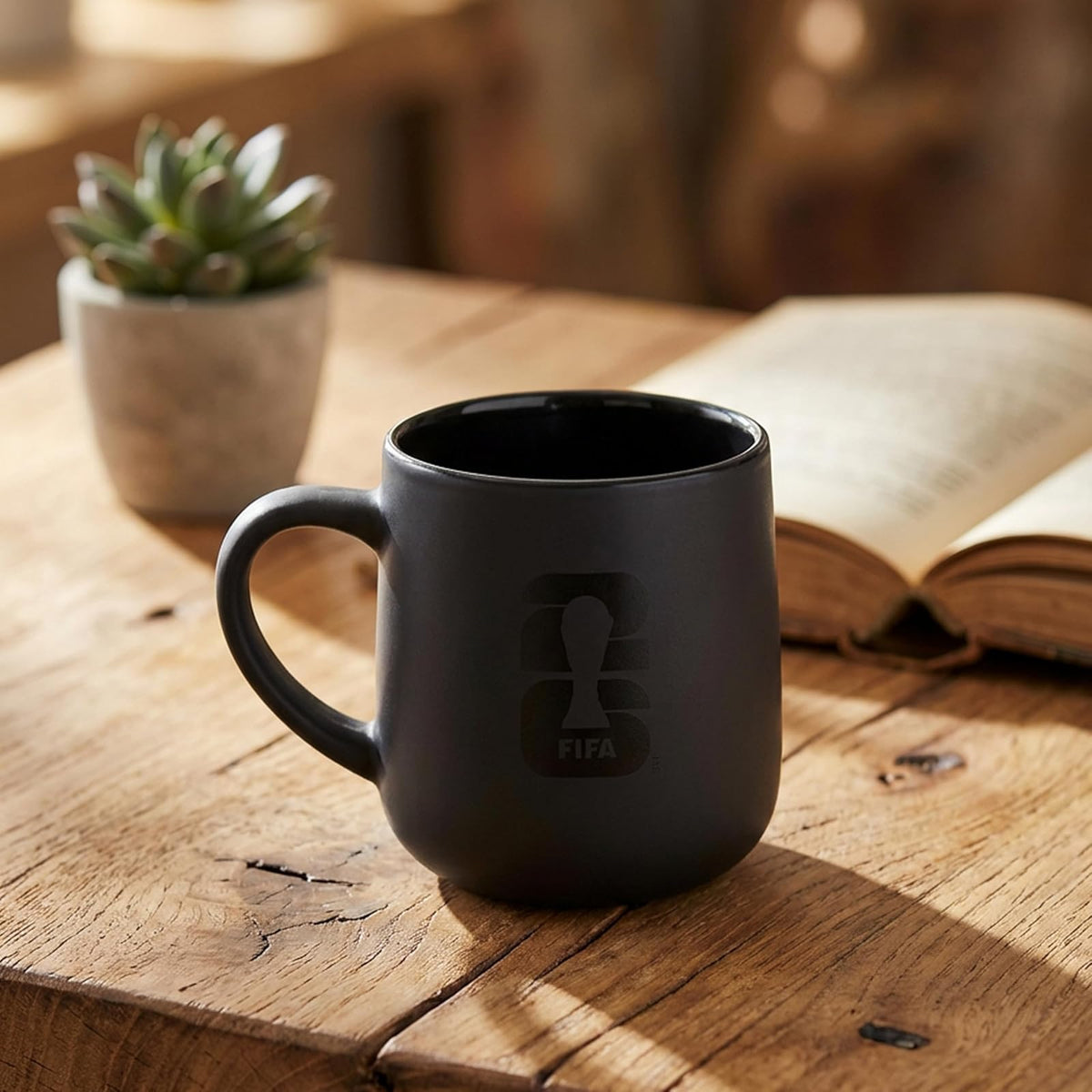 HONAV Soccer FIFA World Cup 2026 - Taza mate de carbón de 17 onzas - Taza de café cermámico con gran capacidad y aspecto mate atrevido, gran regalo para fanáticos del fútbol y coleccionistas