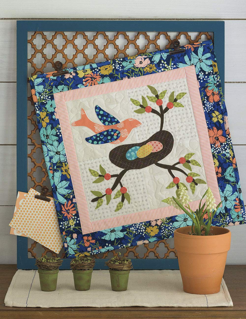 Pat Sloan's Celebrate the Seasons: 14 Easy Quilts and Companion Projects