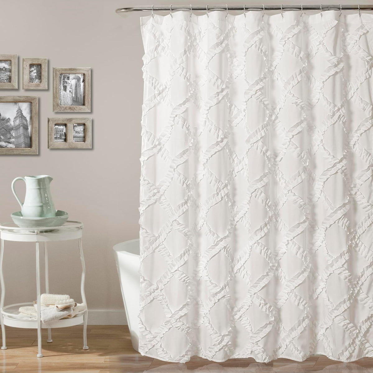 Lush Decor, Cortina de Ducha con Volantes Blancos | Diseño Texturizado clásico Chic Estilo Granja x 72, 72 x 72 Pulgadas - Blanco