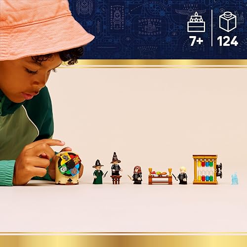 LEGO Harry Potter Castillo de Hogwarts : Ceremonia del Sombrero Seleccionador – Set de Construcción – Kit con 4 Minifiguras – Juguete para Niños y Niñas Mayores de 7 Años – 76460