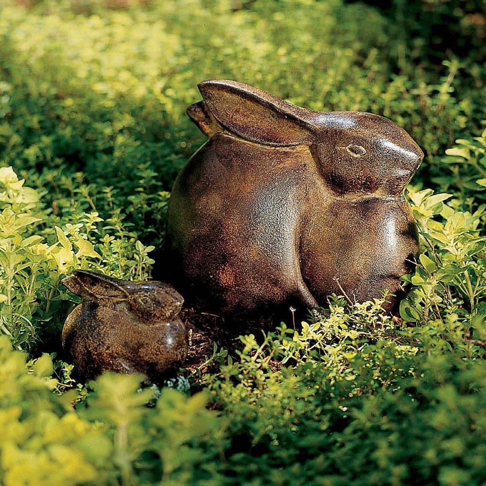Achla Designs Moon Bunny - Estatua de jardín (tamaño pequeño)
