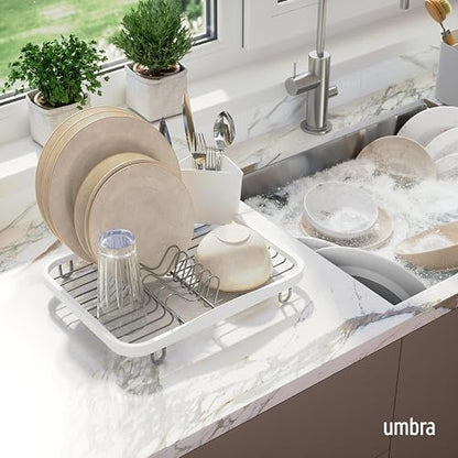 Umbra Sinkin Escurridor de Platos | Apto para fregaderos estándar y bajo encimera, patas de goma antideslizantes, hilo pintado, polipropileno resistente