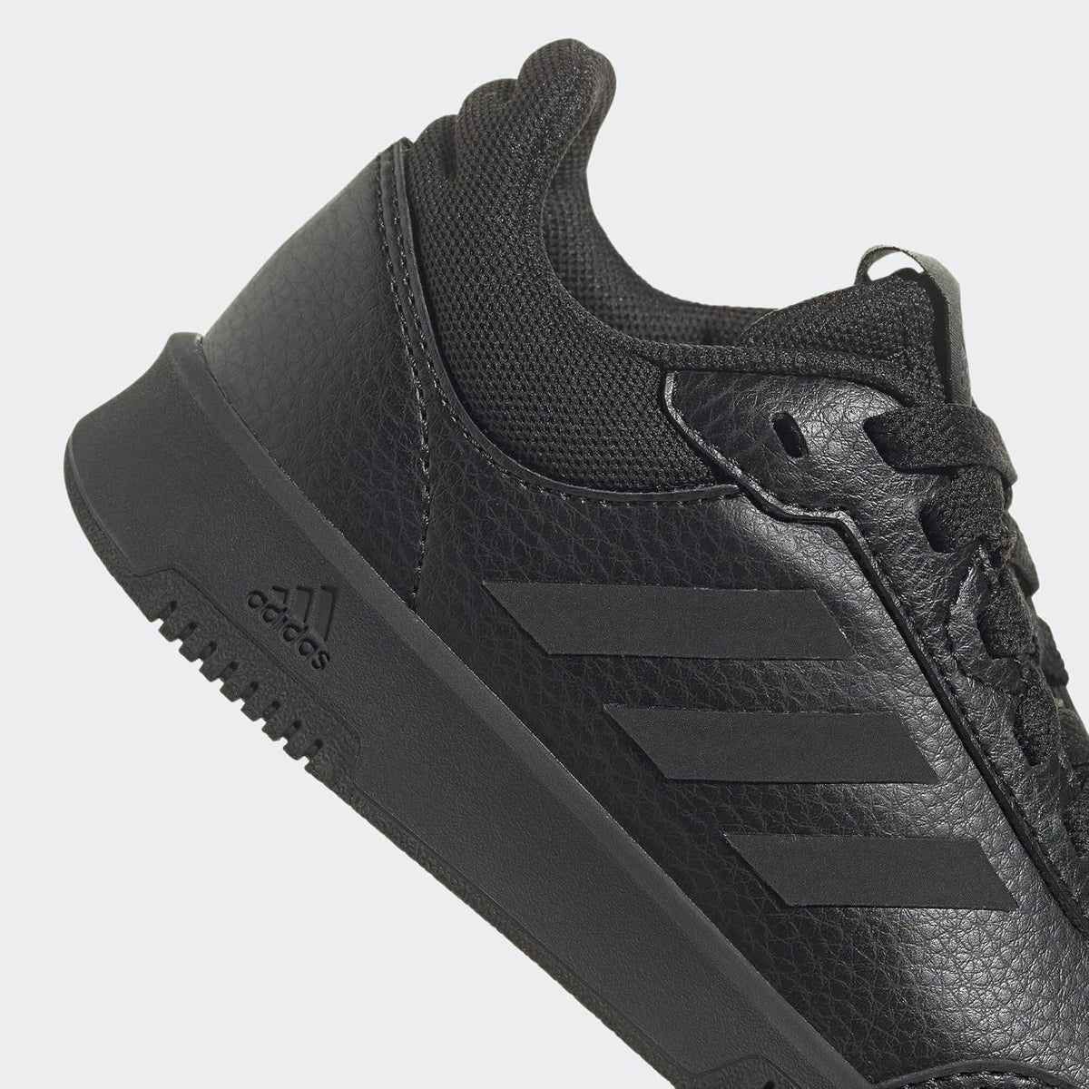 adidas Tenis Joven TENSAUR GW6424 SIMIPIEL Negro