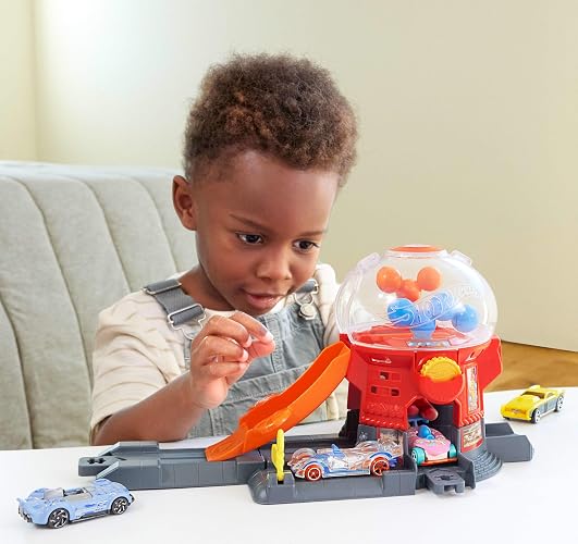 Hot Wheels City Pista de Juguete Tienda de Dulces para niños de 3 años en adelante