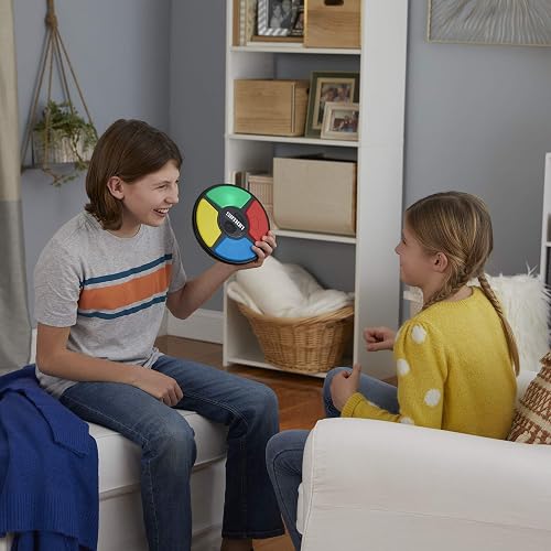 Hasbro Gaming Simon - Juego de Mesa de Memoria electrónica de Mano con Luces y Sonidos para niños a Partir de 8 años