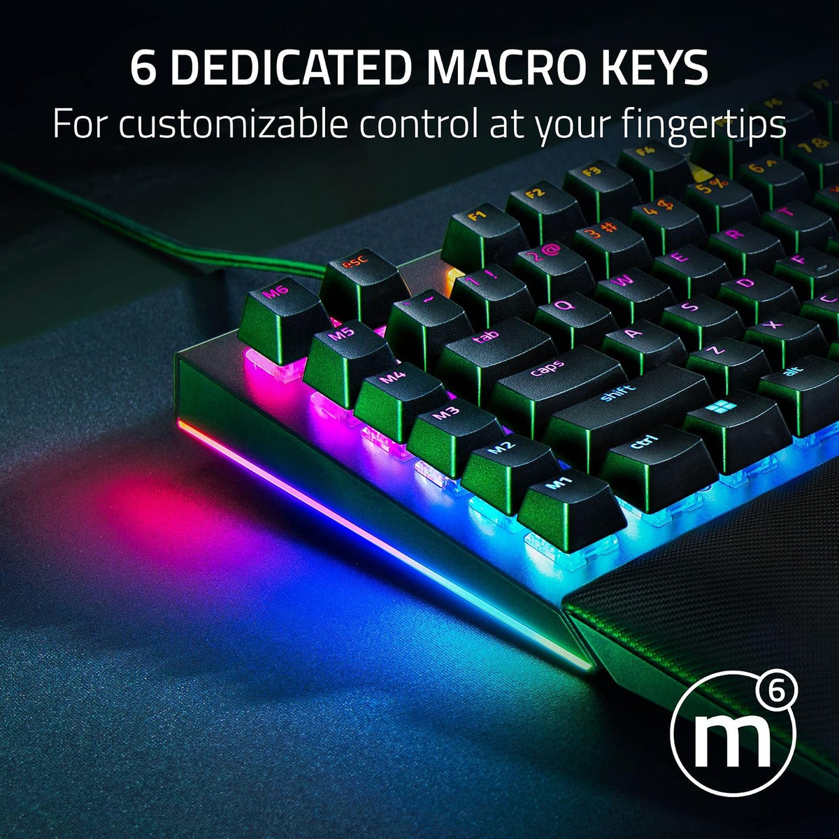 Razer Teclado mecánico V4 para Juegos: interruptores Verdes táctiles y Clic, Chroma RGB - 6 macros programables - Reposamuñecas magnético