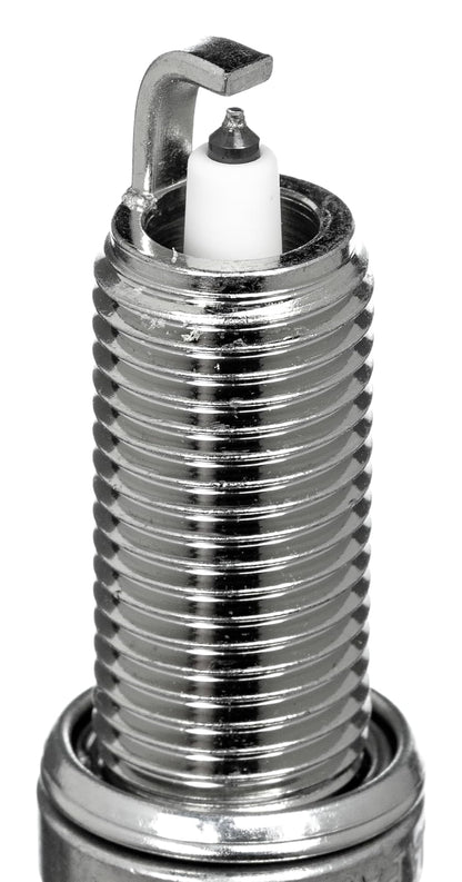 Bujía NGK Laser Platino LZKAR6AP-11 (6643) 1Pza