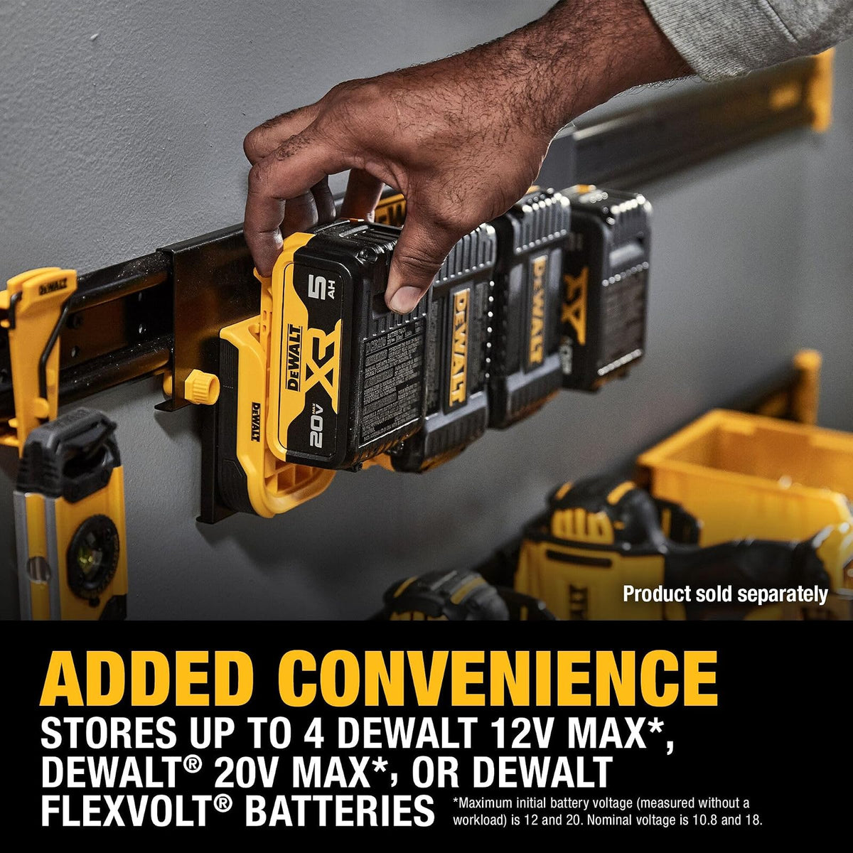 DEWALT - Organizador de batería con capacidad para hasta 4 baterías, riel de montaje, sistema de almacenamiento de taller compatible (DWST82819)