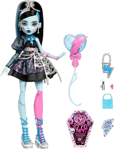 Monster High Cumpleaños Draculaura 1600 Muñeca Frankie Stein con Accesorios para Niñas De 4 Años En Adelante