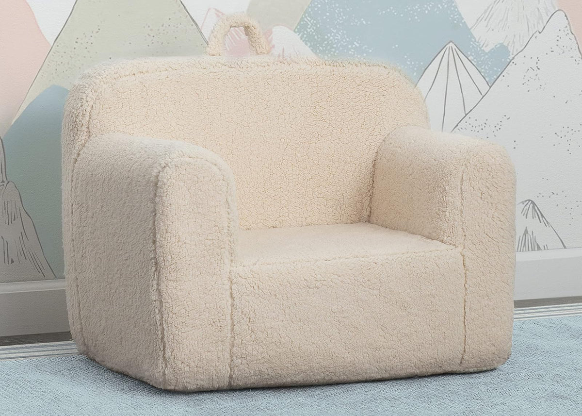 Delta Children Cozee - Silla Sherpa, Color Crema