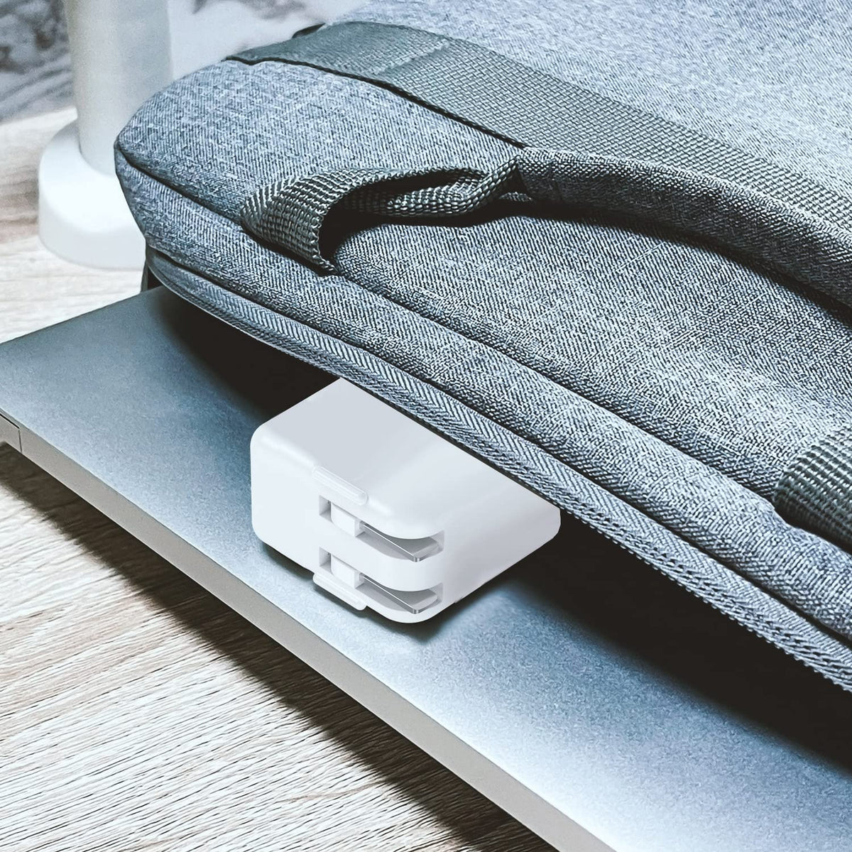 StinkLight Cargador para iPad, Cargador de iPhone Cargador de Pared USB de 12 W, Enchufe de Viaje Plegable portátil con Cable Lightning de 6.6 pies, Compatible con iPhone, iPad，iPad Air 1/2/3