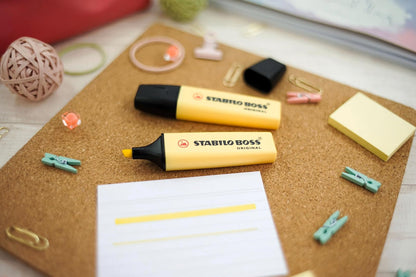 STABILO Highlighter BOSS Original Pastel - Paquete de 10 - Amarillo lechoso | Pack de 10 unidades, amarillo polvoriento