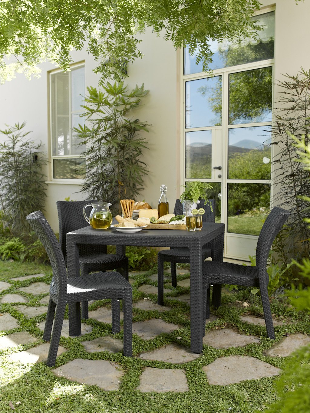 Keter Quartet Mesa Cuadrada de Exterior, Color Grafito, Polipropileno, Estilo Rattan