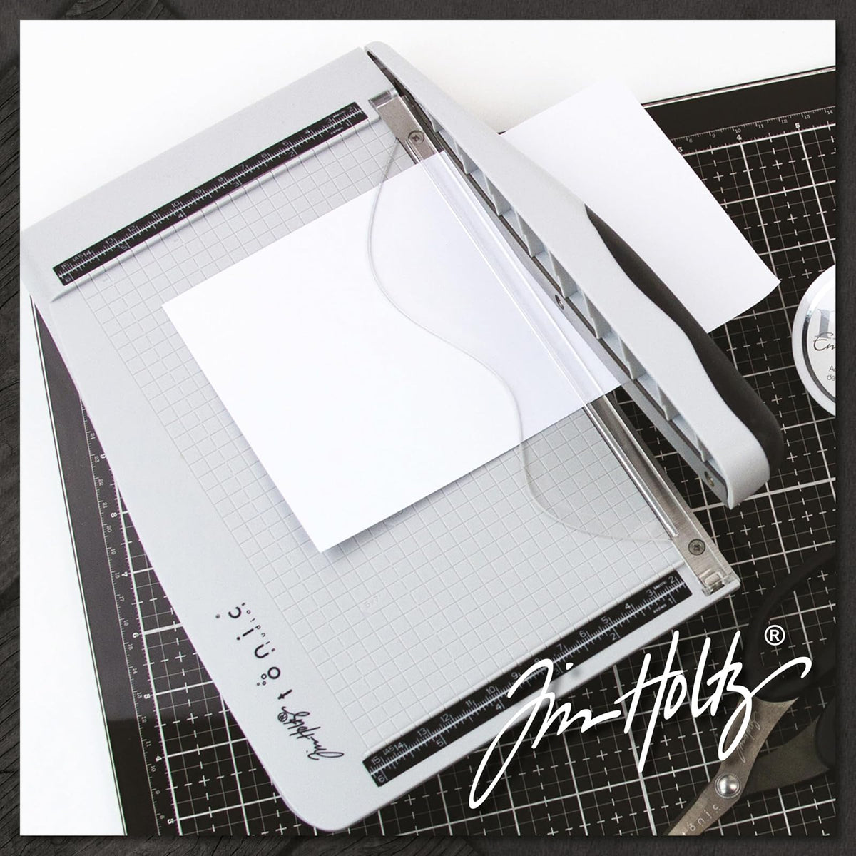 Tonic Studios Tim Holtz Comfort - Cortadora de papel (21,6 cm)