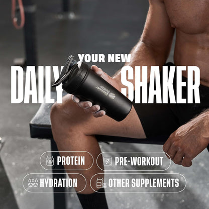 BlenderBottle Strada Shaker Cup Botella de agua aislada de acero inoxidable con batidor de alambre, 24 onzas, rojo