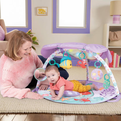 Bright Starts Gimnasio de Actividades de La Sirenita con Luces, para bebé, con Juguetes Colgantes y un cojín, 0 Meses en adelante