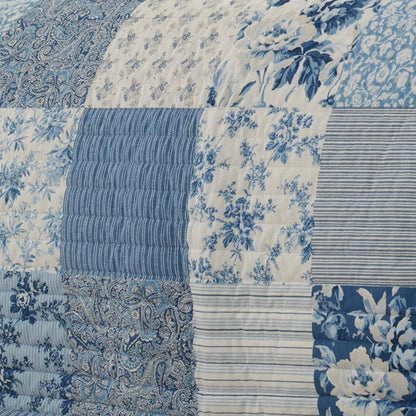 Laura Ashley - Juego de edredón Individual, Ropa de Cama Reversible de algodón con Funda a Juego, decoración del hogar Inspirada en la Granja (Estampado de Patchwork Azul, tamaño Individual)