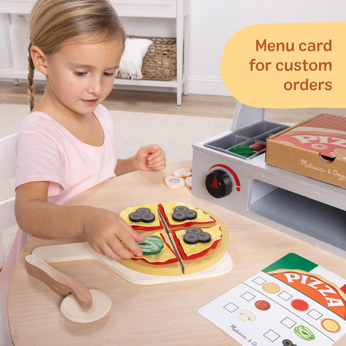 Melissa & Doug Mostrador para Hornear y Alistar Pizza, Juguete de Madera, Juego de Imitación, Ayuda a Fortalecer el Desarrollo Cognitivo (34 Piezas)