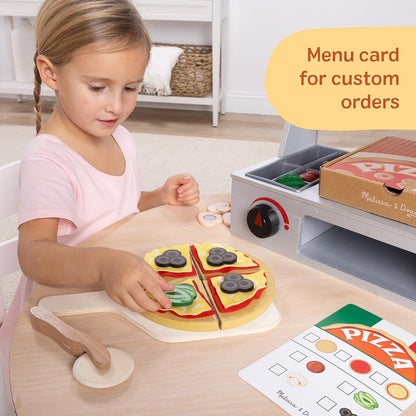 Melissa & Doug Mostrador para Hornear y Alistar Pizza, Juguete de Madera, Juego de Imitación, Ayuda a Fortalecer el Desarrollo Cognitivo (34 Piezas)