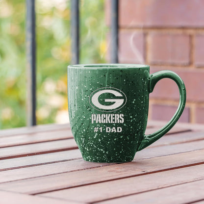 Rico Industries NFL Football Green Bay Packers #1Dad - Taza de café de cerámica moteada grabada con láser de color del equipo de 16 onzas