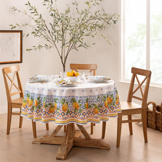 Elrene Home Fashions - Mantel de Tela Capri de limón de Doble Borde mediterráneo de Primavera/Verano, Redondo, 70 x 70 Pulgadas