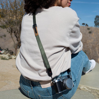 Peak Design Leash Kameragurt für Systemkameras und kleinere DSLRs Salbeigrün (L-SG-3)