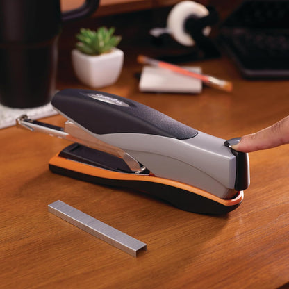 Grapadora Swingline, capacidad de 40 hojas, Optima 40, sin atascos, esfuerzo reducido, agarre suave, metal, naranja y gris (87845)